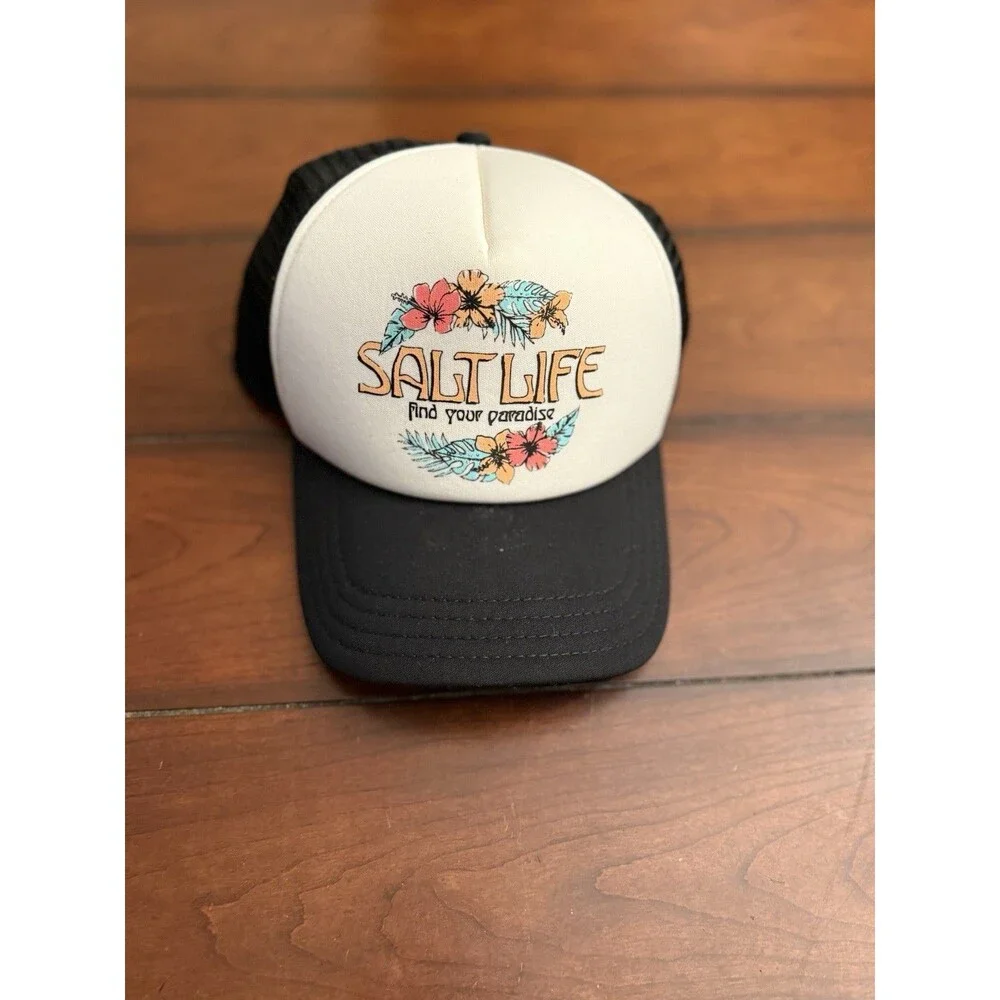 Salt Life‎ **Find Your Paradise** Women’s Trucker Hat